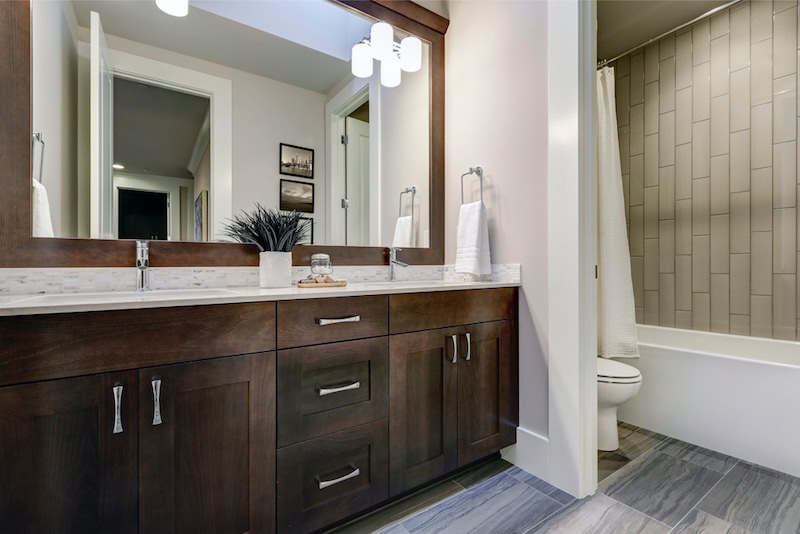 Wood Flooring Tile in Shower Use